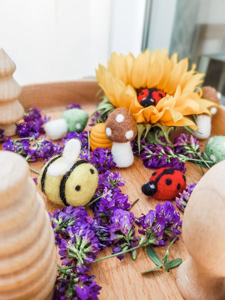 Felt Bee
